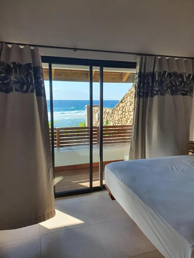 בית הארחה Temae Moorea Lodge Bungalow